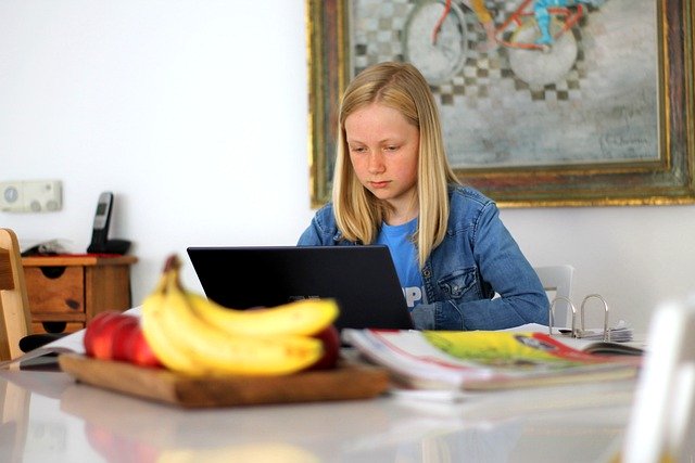 girl studying