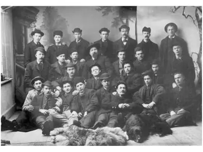 An old-time group picture