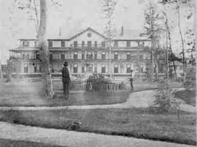 Image of The Couchiching Hotel and its Grounds